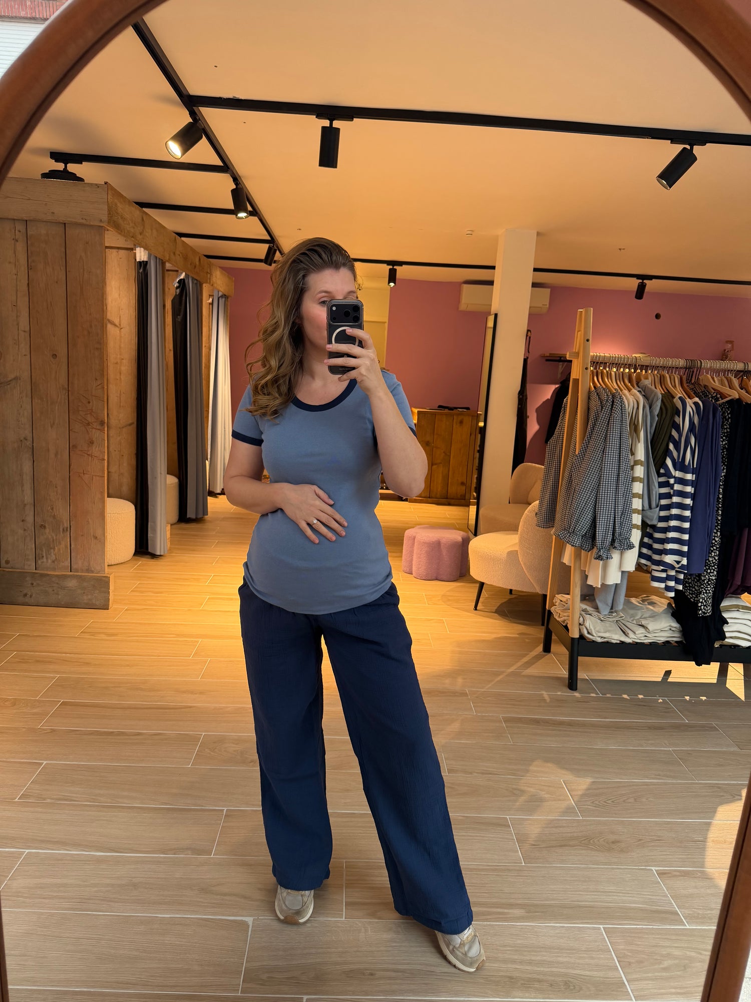 T-shirts & Tops