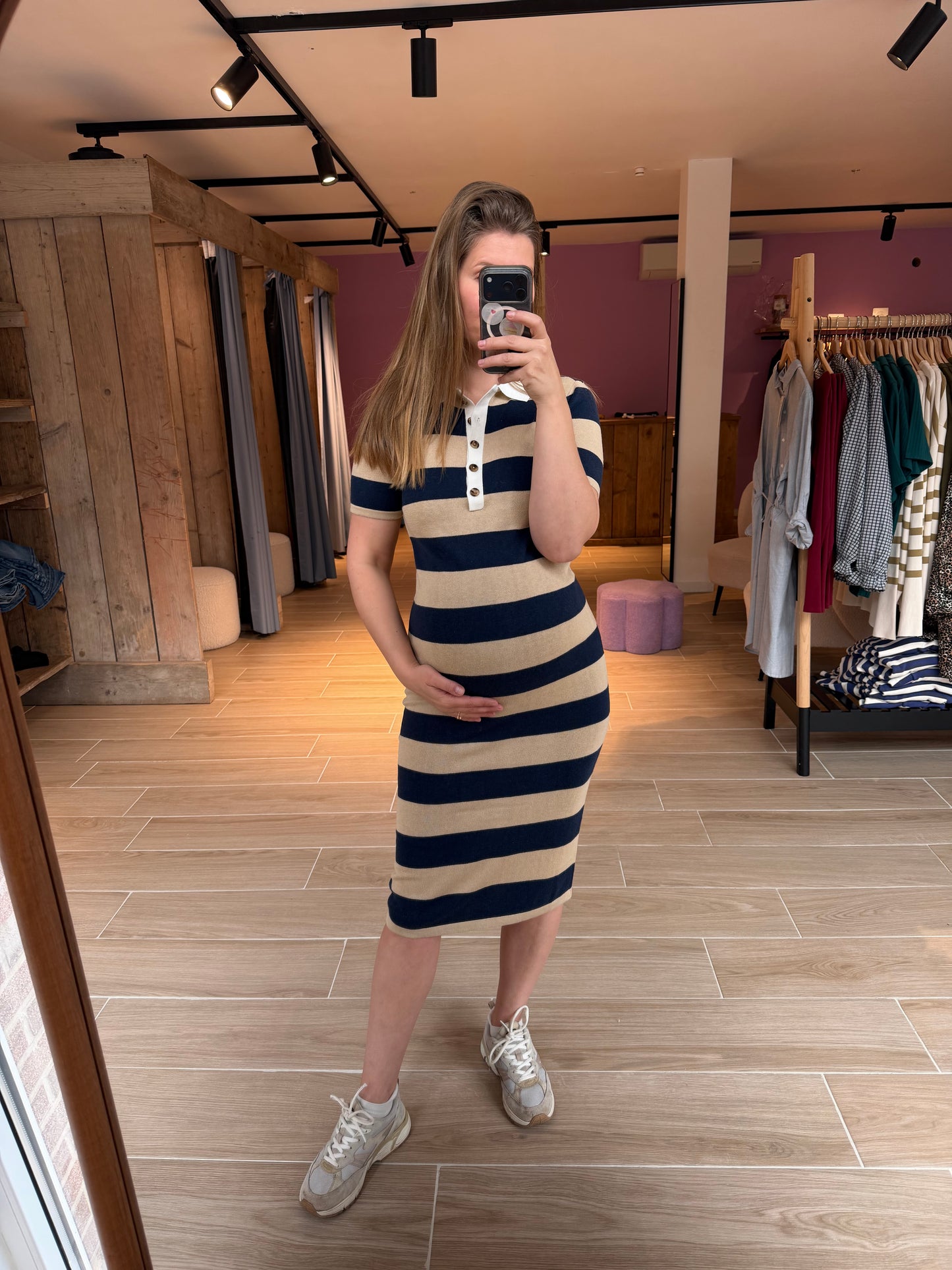 Dress stripe