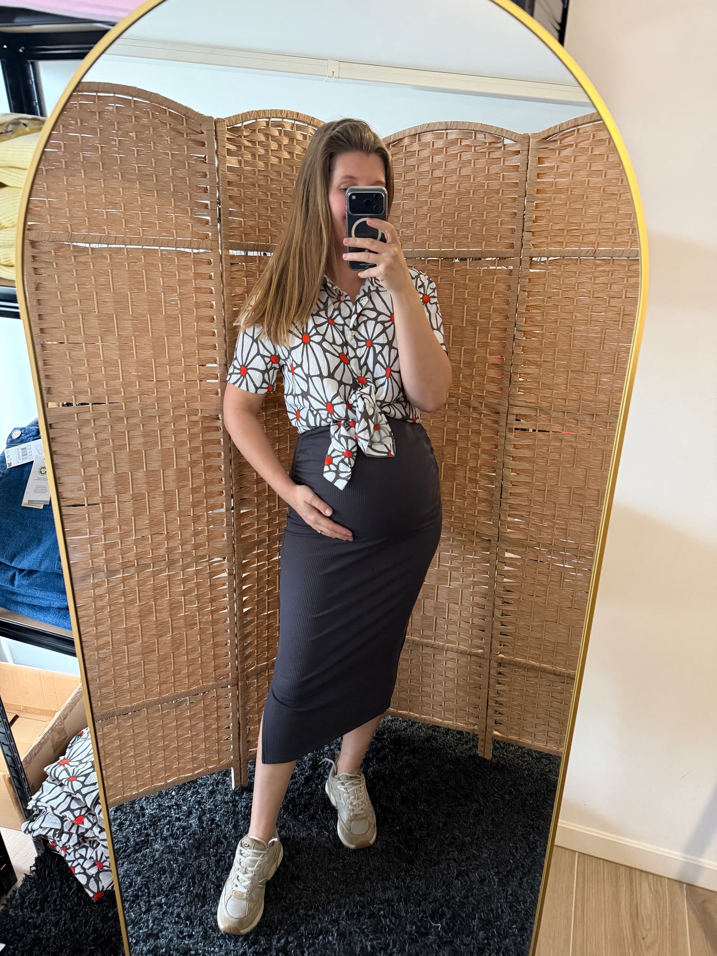 Blouse nursing flower