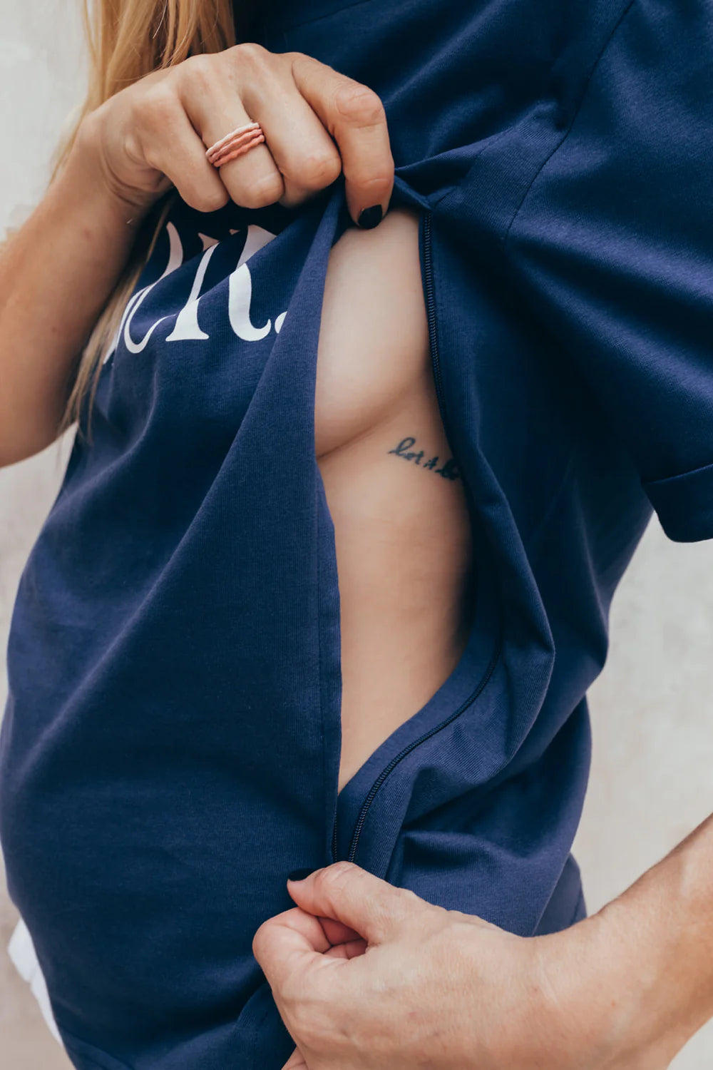 Nursing t-shirt amour