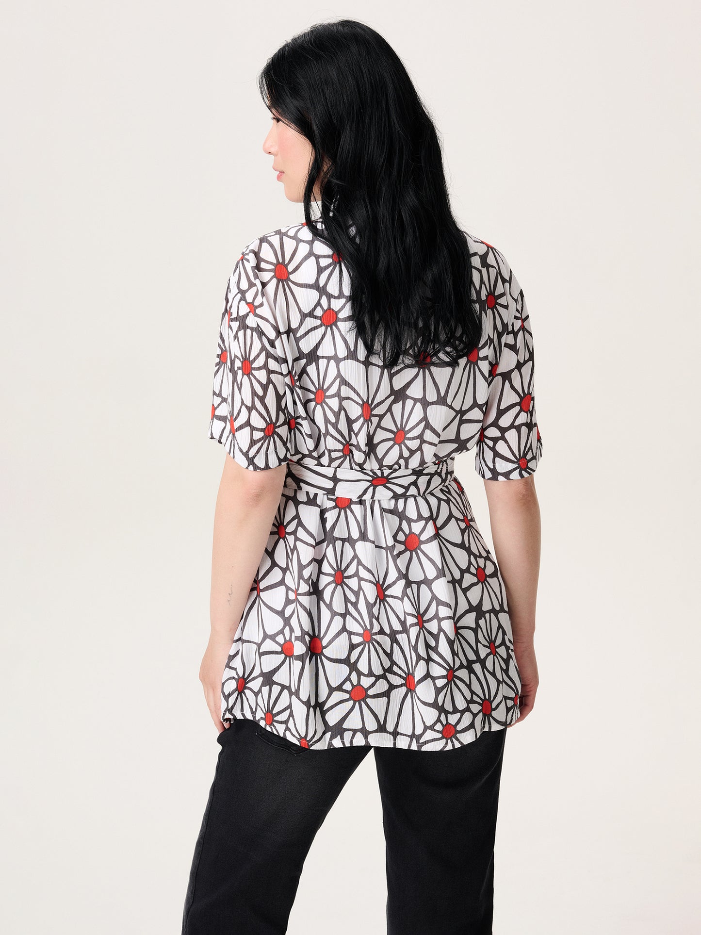 Blouse nursing flower