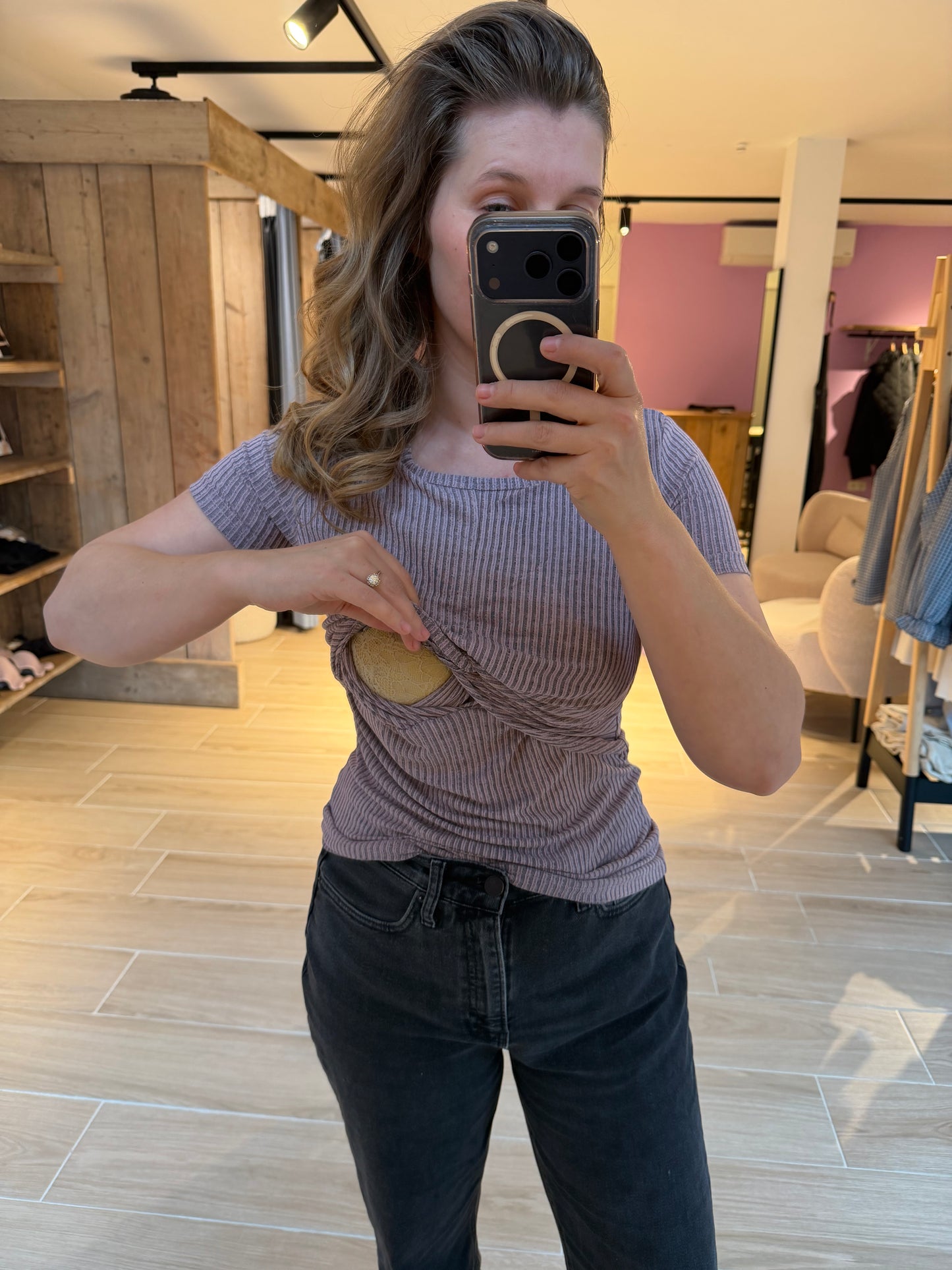 Anli June nursing top
