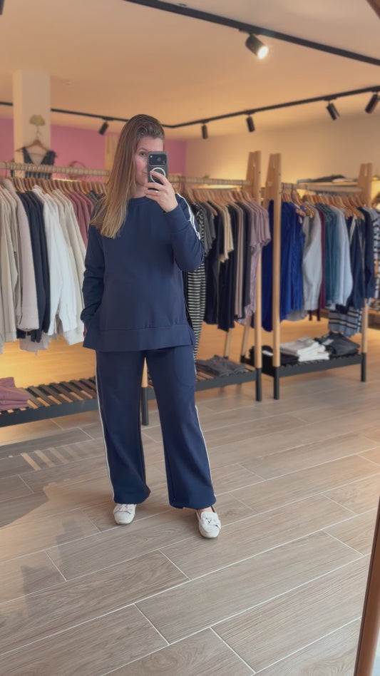 Sweater nursing Naval academy